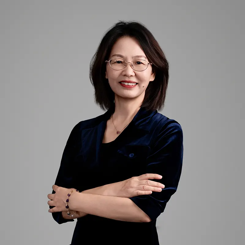 Linda Chen portrait - founder Kerui