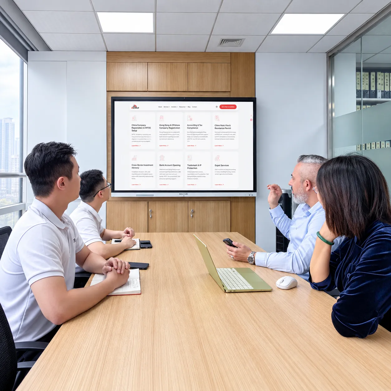 Kerui consultant meeting with clients in the office lounge