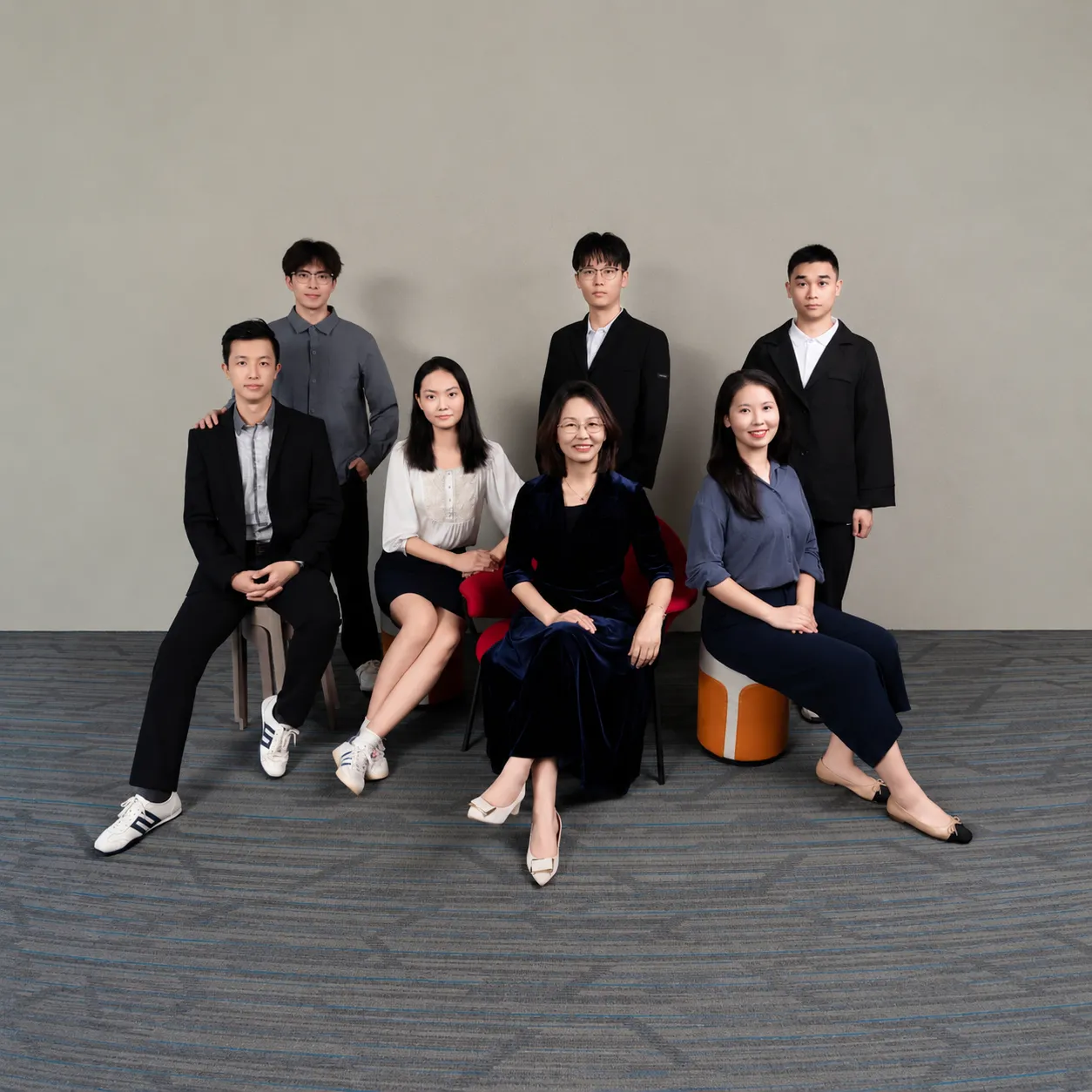 Kerui consulting team group portrait